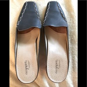 LIKE NEW! EASY SPIRIT COMFORT 2, Genuine Leather Mules. 2 1/2” heel Size 8 1/2 D